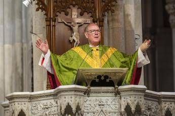 Elezione nuovo Papa via al Conclave chi e il cardinale Timothy Michael Dolan