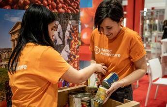 Fiere Tuttofood contro lo spreco appello agli espositori per donare eccedenze al Banco alimentare Fiere Tuttofood contro lo spreco appello agli espositori per donare eccedenze al Banco alimentare