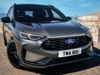 Ford Kuga ST Line X arriva il Black Package per uno stile su misura Ford Kuga ST Line X arriva il Black Package per uno stile su misura