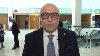 Fumo cardiologi Primo fattore di rischio infarto nei giovani e nelle donne Fumo cardiologi Primo fattore di rischio infarto nei giovani e nelle donne