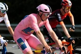 Giro dItalia a Pedersen anche la quinta tappa. Terza vittoria per la maglia rosa Giro dItalia a Pedersen anche la quinta tappa. Terza vittoria per la maglia rosa