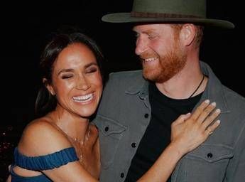 Harry e Meghan sette anni di matrimonio per i Sussex come sta la coppia Harry e Meghan sette anni di matrimonio per i Sussex come sta la coppia