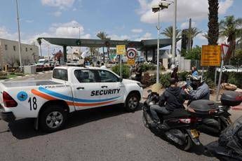 Israele intercetta missile Houthi su aeroporto di Tel Aviv stop voli Ita Lufthansa Israele intercetta missile Houthi su aeroporto di Tel Aviv stop voli Ita Lufthansa