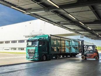 MAN eTGX elettrico per BMW la logistica del futuro e gia realta MAN eTGX elettrico per BMW la logistica del futuro e gia realta