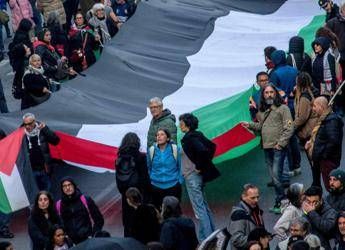 Manifestazioni Gaza riformisti Pd aderiscono anche a iniziativa Renzi Calenda Manifestazioni Gaza riformisti Pd aderiscono anche a iniziativa Renzi Calenda