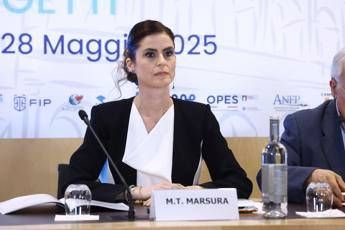 Marsura Disagio giovanile ormai strutturale attenzione a parlare di autolesionismo Marsura Disagio giovanile ormai strutturale attenzione a parlare di autolesionismo