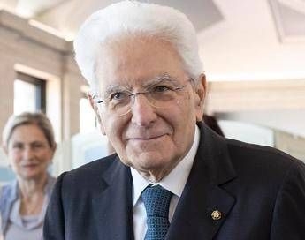 Mattarella Nessun potere e immune da vincoli e controlli Mattarella Nessun potere e immune da vincoli e controlli