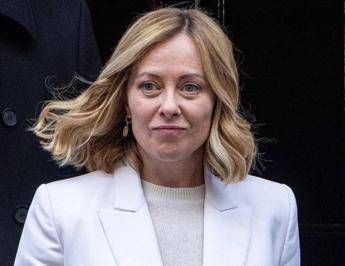 Meloni riceve il 3 giugno Macron a Roma Meloni riceve il 3 giugno Macron a Roma
