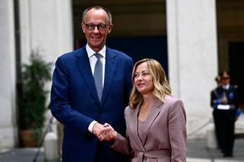 Meloni vede Merz Smentita assenza interesse Berlino per Italia Meloni vede Merz Smentita assenza interesse Berlino per Italia
