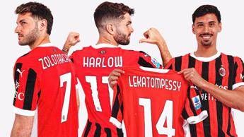 Milan oggi i calciatori in campo con i cognomi delle mamme sulle maglie Milan oggi i calciatori in campo con i cognomi delle mamme sulle maglie