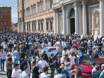 Motor Valley Fest 2025 a Modena si corre verso il futuro della mobilita Motor Valley Fest 2025 a Modena si corre verso il futuro della mobilita