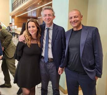 Napoli Starbucks e Percassi celebrano primo anniversario store in Galleria Umberto I Napoli Starbucks e Percassi celebrano primo anniversario store in Galleria Umberto I