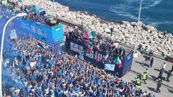 Napoli oggi la festa Scudetto orario e dove vederla in tv Napoli oggi la festa Scudetto orario e dove vederla in tv