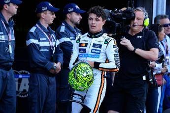 Norris il segreto per la pole a Monaco Il distacco dai social Norris il segreto per la pole a Monaco Il distacco dai social
