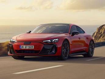 Nuova Audi e tron GT quattro dinamismo elettrico in chiave Granturismo Nuova Audi e tron GT quattro dinamismo elettrico in chiave Granturismo