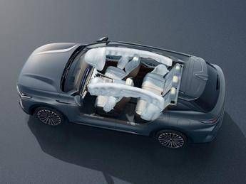 OMODA 9 Super Hybrid il SUV di lusso debutta in Italia OMODA 9 Super Hybrid il SUV di lusso debutta in Italia