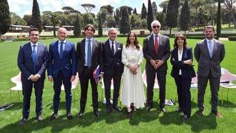 Piazza di Siena tutto pronto per la 92esima edizione in gara i migliori cavalieri al mondo Piazza di Siena tutto pronto per la 92esima edizione in gara i migliori cavalieri al mondo