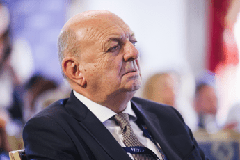 Pichetto Fratin Impegnati verso net zero al 2050 Pichetto Fratin Impegnati verso net zero al 2050