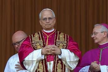 Prevost e Papa le prime parole di Leone XIV Costruire ponti per pace disarmata e disarmante Prevost e Papa le prime parole di Leone XIV Costruire ponti per pace disarmata e disarmante