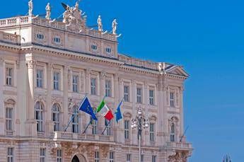 Regione Friuli Venezia Giulia assessori Lega rimettono deleghe Crisi ormai aperta Regione Friuli Venezia Giulia assessori Lega rimettono deleghe Crisi ormai aperta