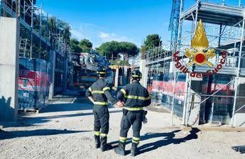 Roma crolla solaio in cantiere edile a Marino feriti sei operai Roma crolla solaio in cantiere edile a Marino feriti sei operai