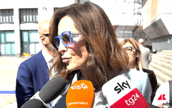 Santanche Bilaterale con ministro Turismo emiratino rapporti buoni Santanche Bilaterale con ministro Turismo emiratino rapporti buoni