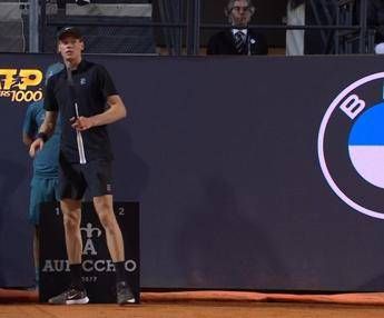 Sinner rimonta e vittoria le parole del coach hanno cambiato il match Sinner rimonta e vittoria le parole del coach hanno cambiato il match
