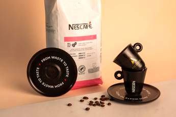 Sostenibilita Nescafe from waste to taste tazzine personalizzate dai fondi di caffe Sostenibilita Nescafe from waste to taste tazzine personalizzate dai fondi di caffe