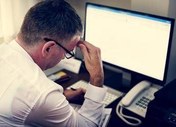Troppo lavoro cambia il cervello lo studio Troppo lavoro cambia il cervello lo studio