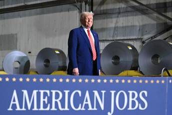 Trump raddoppia i dazi Dal 4 giugno al 50 su acciaio e alluminio