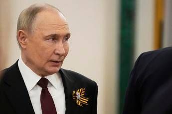 Ucraina Russia Putin fa il possibile per la pace tregua solo con stop armi a Kiev Ucraina Russia Putin fa il possibile per la pace tregua solo con stop armi a Kiev