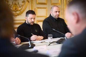 Ucraina chi e Umerov a Istanbul il tataro di Crimea che guida la Difesa Ucraina chi e Umerov a Istanbul il tataro di Crimea che guida la Difesa