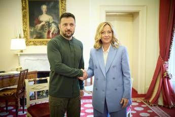 Ucraina leader europei a Kiev. Meloni Urgente tregua totale di 30 giorni Ucraina leader europei a Kiev. Meloni Urgente tregua totale di 30 giorni