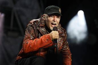 Vasco Rossi a Torino il grande rock che celebra la vita Vasco Rossi a Torino il grande rock che celebra la vita