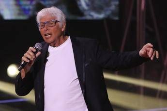 Verissimo Sandro Giacobbe e la malattia Non voglio lasciare le persone che amo Verissimo Sandro Giacobbe e la malattia Non voglio lasciare le persone che amo