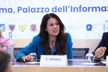 Versace Az Iv Bullismo e tema sottovalutato lo sport e prezioso strumento formativo Versace Az Iv Bullismo e tema sottovalutato lo sport e prezioso strumento formativo
