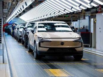 Volvo EX30 al via la produzione nello stabilimento di Ghent in Europa Volvo EX30 al via la produzione nello stabilimento di Ghent in Europa