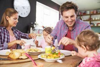 Alimentazione nutrizionista Bernardi Bene carni bianche anche nella dieta mediterranea Alimentazione nutrizionista Bernardi Bene carni bianche anche nella dieta mediterranea