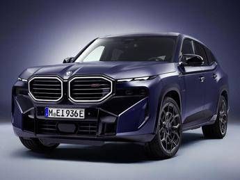 BMW XM Label il vertice assoluto tra lusso potenza e personalizzazione