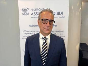 Boscaino Vig. fuoco In prima linea su regolamentazione e normazione transizione energetica Boscaino Vig. fuoco In prima linea su regolamentazione e normazione transizione energetica