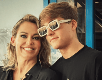 Bruganelli il figlio Davide Bonolis compie 21 anni Auguri amore mio Bruganelli il figlio Davide Bonolis compie 21 anni Auguri amore mio