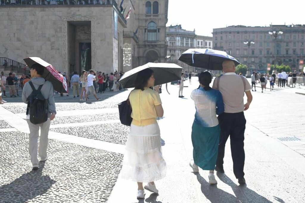 Caldo Sis 118 In aumento codici rossi per malori e disturbi cardiovascolari Caldo Sis 118 In aumento codici rossi per malori e disturbi cardiovascolari