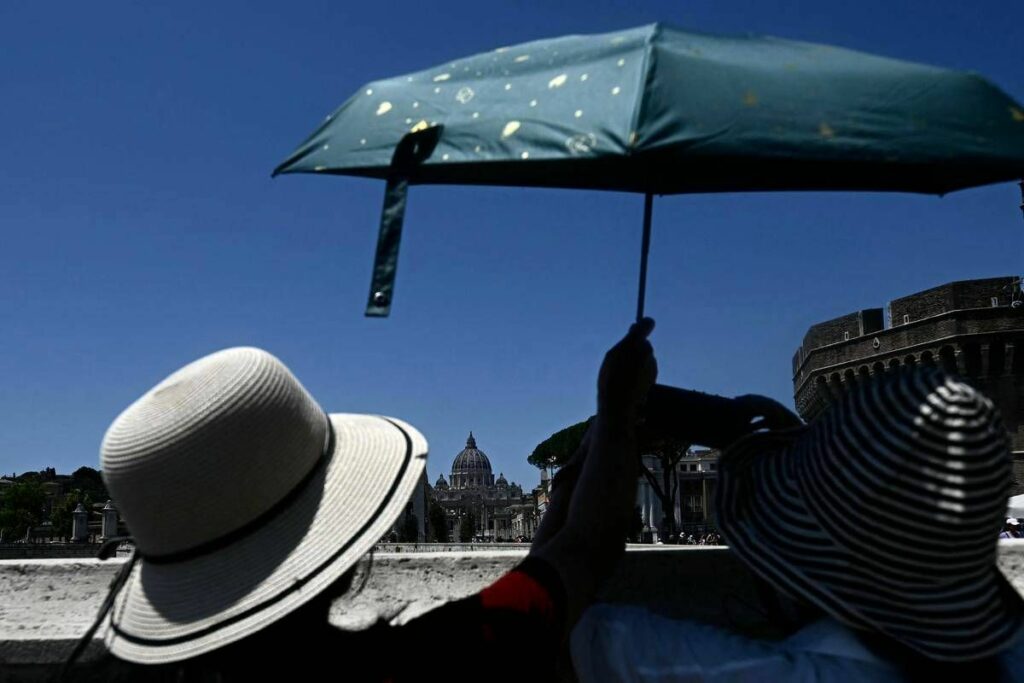 Caldo record lanticiclone infiamma lItalia ma sono in arrivo forti temporali Caldo record lanticiclone infiamma lItalia ma sono in arrivo forti temporali