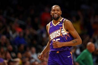 Durant e un maxi scambio in Nba Kevin a Houston Green e Brooks a Durant e un maxi scambio in Nba Kevin a Houston Green e Brooks a