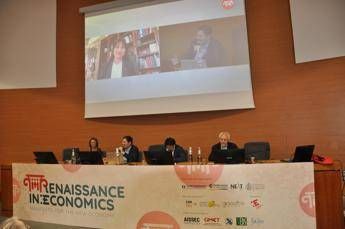 Energia Becchetti Urge scelta di campo per una nuova economia che rimetta luomo al centro Energia Becchetti Urge scelta di campo per una nuova economia che rimetta luomo al centro