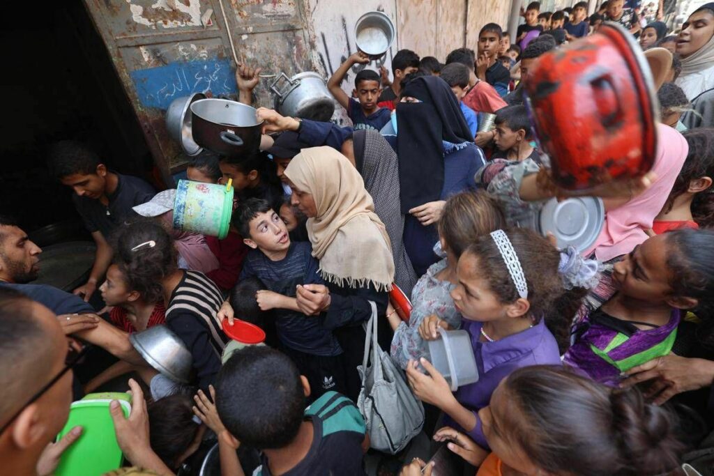 Gaza 21 morti in raid Israele su gente in fila per aiuti