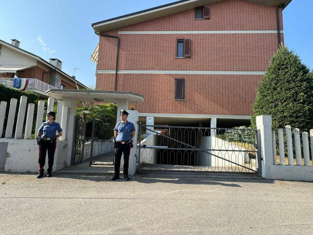 Giallo nel torinese trovato il cadavere di donna in una casa di Rivalta Giallo nel torinese trovato il cadavere di donna in una casa di Rivalta