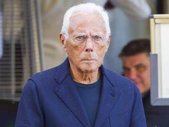 Giorgio Armani convalescente non sara presente alle sue sfilate Giorgio Armani convalescente non sara presente alle sue sfilate