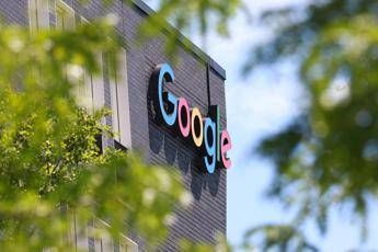 Google rischia multa da 4 miliardi la richiesta dellavvocato generale alla corte Ue Google rischia multa da 4 miliardi la richiesta dellavvocato generale alla corte Ue