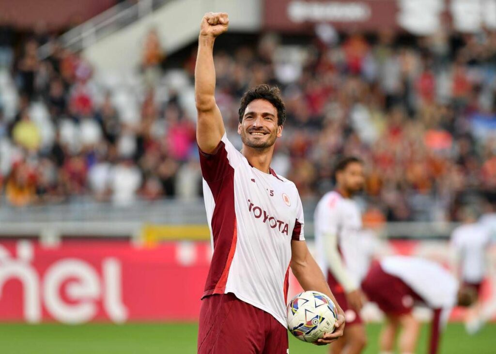 Hummels dal calcio al. tennis. Lex Roma in campo con Zverev Video Hummels dal calcio al. tennis. Lex Roma in campo con Zverev Video